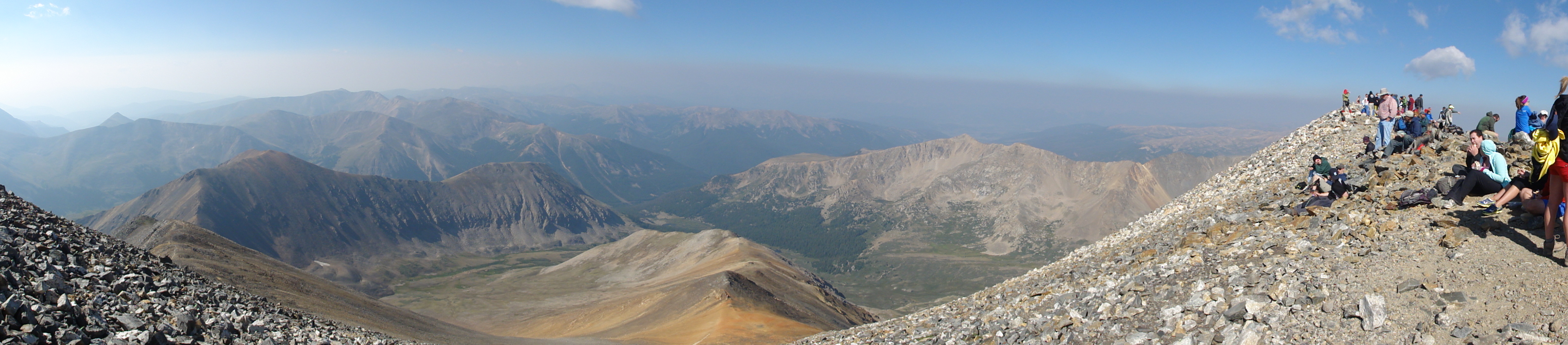 Panorama_from_on_top_of_Mount_Grays