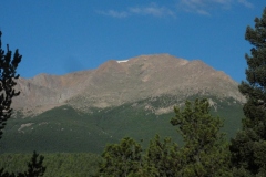Pikes_peak_in_the_distance